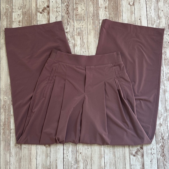 Athleta Brooklyn Heights Pleated Wide Leg Pants Damask Mauve sz 2 High Rise 30” - Picture 11 of 12